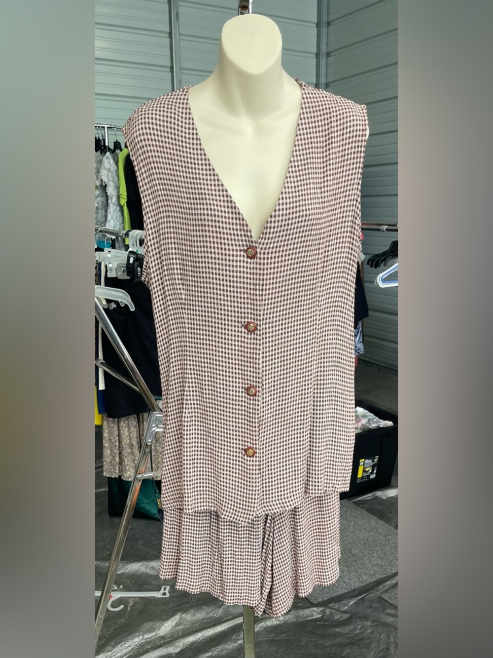 Vintage - Sleeveless V-Neck Button Front Gingham Top and Shorts in Brown & White